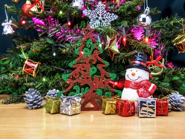 Decoraciones del árbol de Navidad. — Foto de Stock