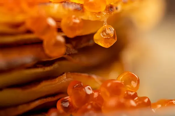 Panqueques Tradicionales Rusos Con Caviar Salmón Rojo Semana Marea Negra — Foto de Stock