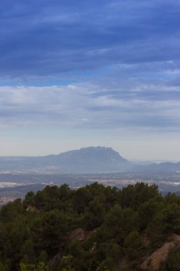 Barcelona, Katalonya, İspanya yakınlarındaki Montserrat Dağı manzarası.