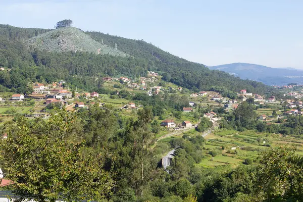 Paisagens Rurais Verdes Galiza Espanha Casas Nas Montanhas Núcleos Rurais — Fotografia de Stock