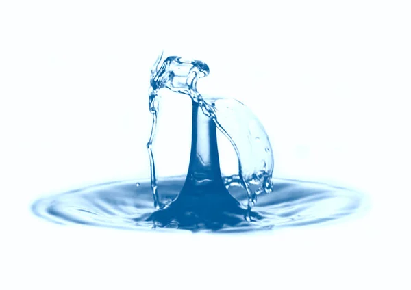 Efecto Salpicadura Agua Sobre Fondo Blanco Con Ondulación Reflexión — Foto de Stock