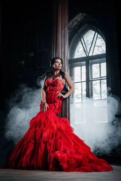 Woman Vintage Red Dress Old Castle Beautiful Princess Seductive Dress — Stock Photo, Image