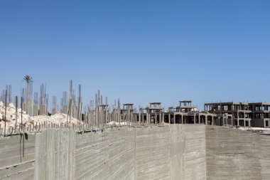 kriz sırasında terk edilmiş bir binada Resort