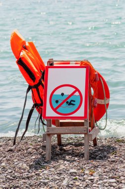 Sahildeki cankurtaran sandalyesi. Yüksek kalite fotoğraf