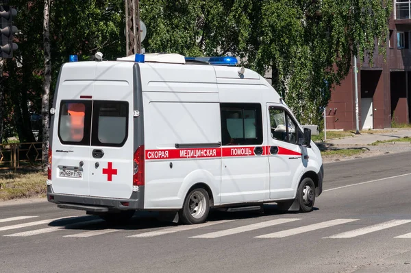 Petrozavodsk Rusko Června 2020 Ambulance Ulici — Stock fotografie