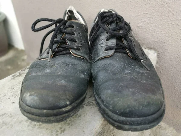 Desgastado Homem Preto Sapato Couro — Fotografia de Stock