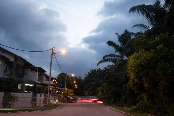 Awal Pagi Pemandangan Jalan Rumah Kediaman Yang Tenang — Stok Foto