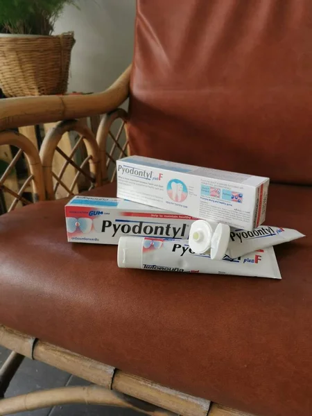 Perak Maleisië Februari 2021 Pyodontyl Betrouwbare Medicinale Tandpasta Voor Gevoelige — Stockfoto