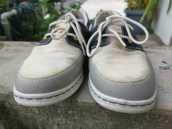 Чоловіче Випадкове Старе Взуття Дисплеї — стокове фото