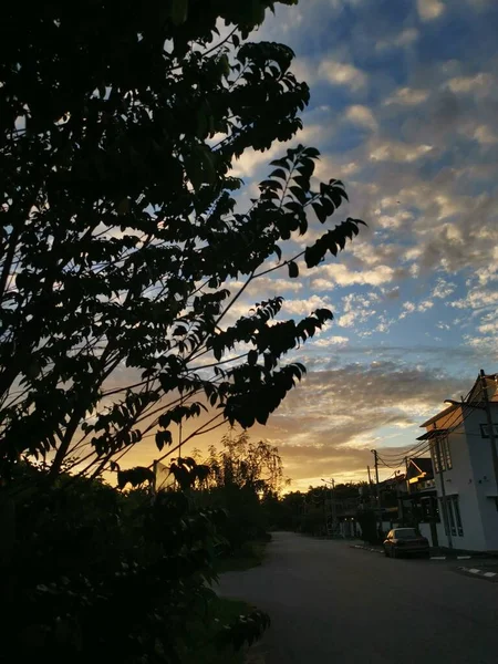 Matahari Terbit Yang Indah Sekitar Jalan Khas Asia — Stok Foto