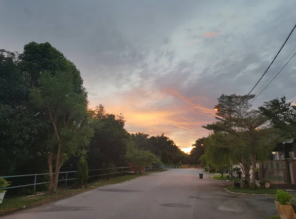 Suasana Pagi Sekitar Jalan Perumahan — Stok Foto