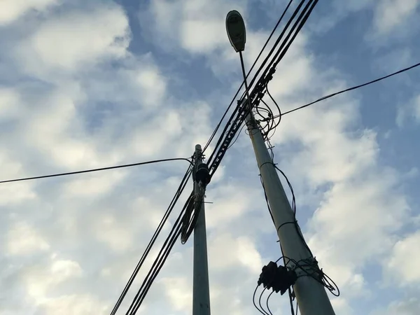 Escena Del Poste Eléctrico Por Calle —  Fotos de Stock