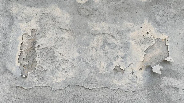 Dış katman duvarının yüzeyinde kabuk soyma..