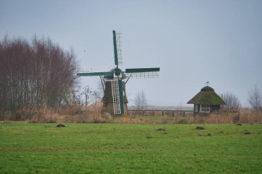 Almanya 'daki tarihi yel değirmeni