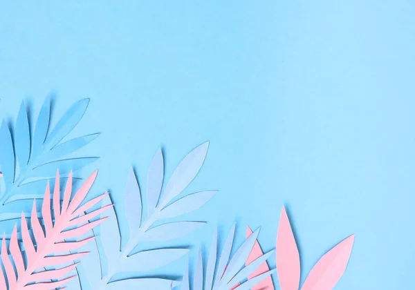 Renkli kağıt yapraklı yaz arkaplanı.