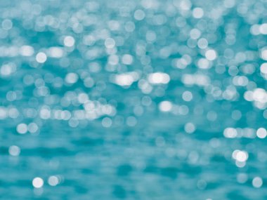 Bokeh 'in yüzey suyundaki arkaplanı.