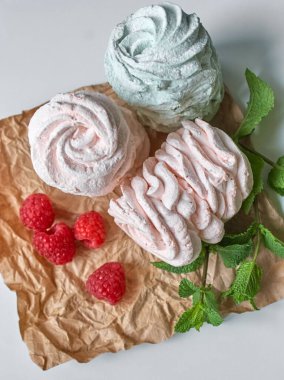 Yaz meyveli ev yapımı marşmelov..