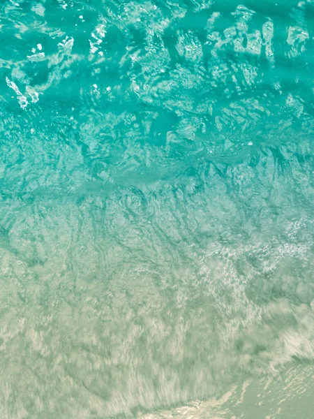 Yüzey Saydam Mavi Deniz Suyu — Stok fotoğraf