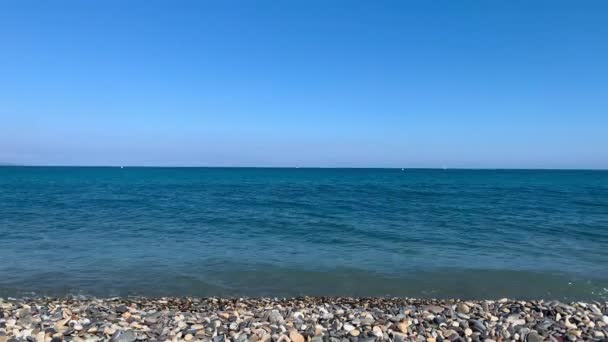 Antibes Pobliżu Cannes Fale Morskie Uderzające Brzeg Azure Francja — Wideo stockowe