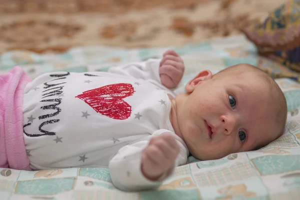 Yenidoğanlarda hormonal döküntüleri