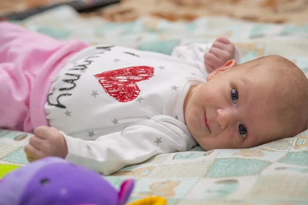 Hormonal rashes in newborns — Stock Photo, Image