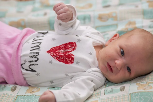 Yenidoğanlarda hormonal döküntüleri