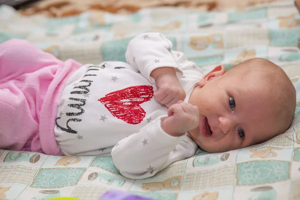 Yenidoğanlarda hormonal döküntüleri