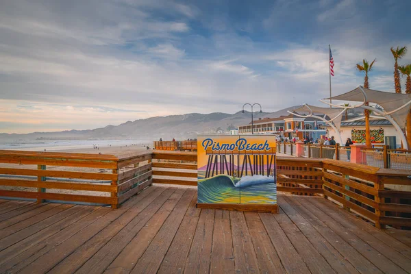 Praia Pismo Califórnia Eua Janeiro 2021 Calçadão Praça Madeira Centro — Fotografia de Stock