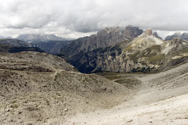 Alpenlandschap in de dolomieten — Stockfoto