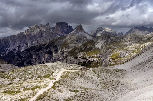 Paisaje alpino en las dolomitas — Foto de Stock