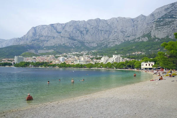 Dalmaçya, Hırvatistan ve Avrupa 'daki Makarska tatil beldesinin turistik manzarası