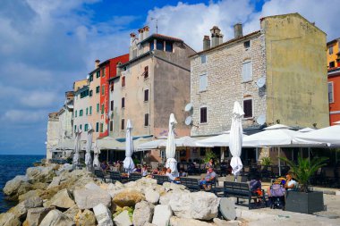 Eski kentin mimarisi ve Rovinj, Istrian Yarımadası, Hırvatistan ve Avrupa 'nın pitoresk limanı