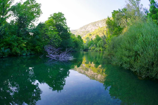 Paseo Barco Por Río Cetina Cerca Omis Croacia Europa —  Fotos de Stock