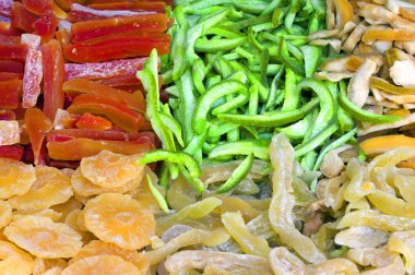 kurutulmuş meyve karışımı