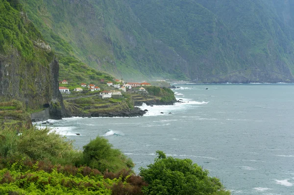 Costa atlántica de Madeira — Foto de Stock