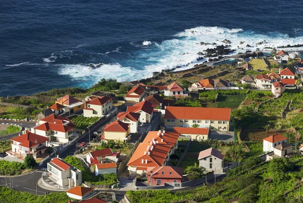 Porto Moniz en la isla de Madeira — Foto de Stock