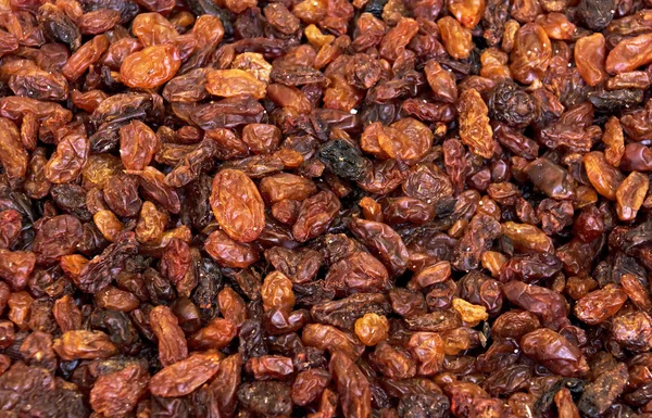 Dried raisins