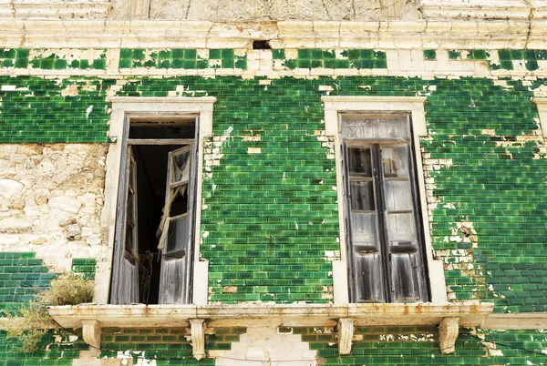 Dettaglio architettonico nel centro storico di Albufeira — Foto Stock