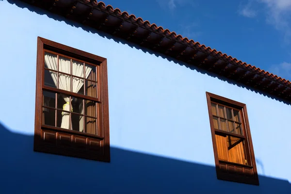 Detalhe arquitetônico na cidade velha de San Cristobal de La Laguna — Fotografia de Stock