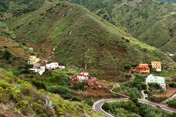 蜿蜒在阿山，特内里费岛，西班牙，欧洲 — 图库照片