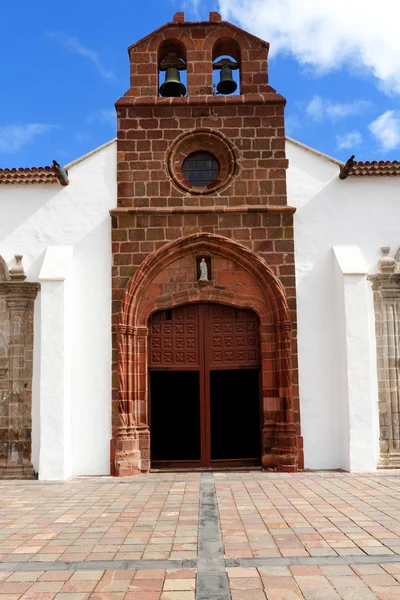 Церковь Успения Пресвятой Богородицы в Сан-Себастьян-де-ла-Гомера — стоковое фото