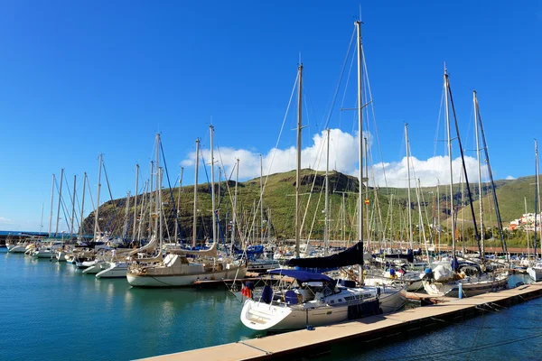 Hafen in los cristianos Ferienort auf Teneriffa — Stockfoto