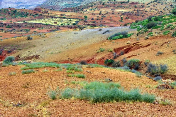 Paysage alpin dans les montagnes Atlas — Photo