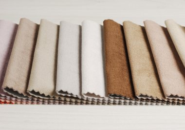 Parlak renkli kadife kumaş örnekleri koleksiyonu. Kumaş dokusu arkaplanı