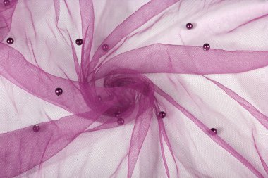 Hafif pembe buruşuk, güzel dantelli, kıvılcımlı tül kumaş. Gelinlik, duvak, elbise, etek deseni. Moda endüstrisini kopyalamak için kullan. Yumuşak odaklanmayı kapat