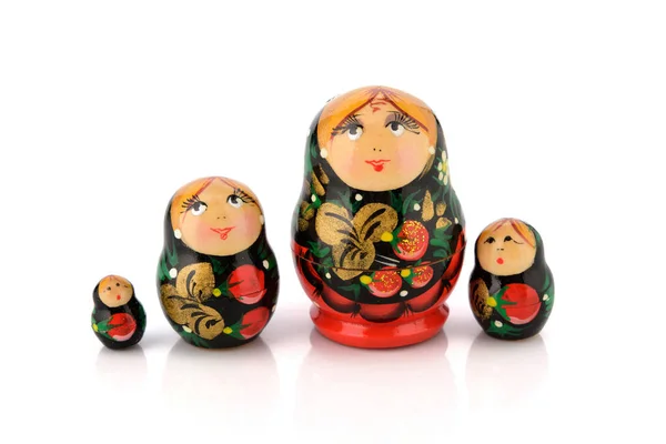 Rodzina Matryoshka Zestaw Tradycyjnych Drewniane Piękne Zdemontowane Lalki Malarstwem Ponad — Zdjęcie stockowe