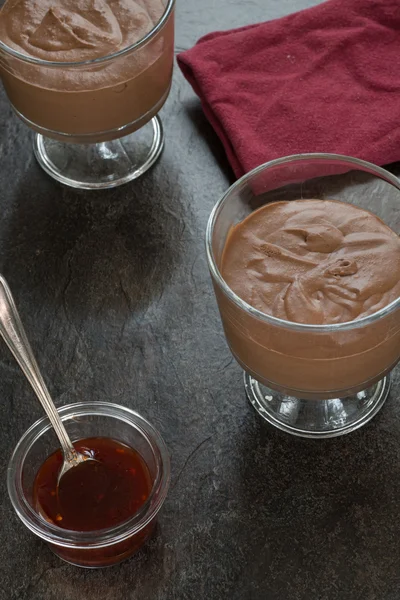 Chili reçelli çikolatalı Mus