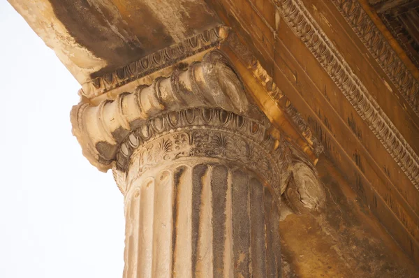 Belo detalhe do templo de Parthenon na Acrópole em Atenas . — Fotografia de Stock