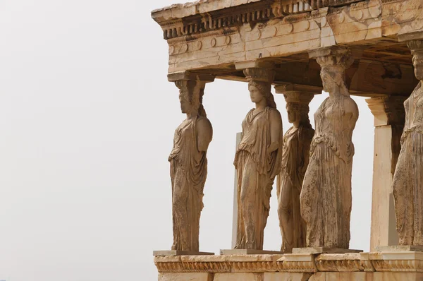 Cariatidi di Eretteo all'Acropoli di Atene, Grecia . — Foto Stock