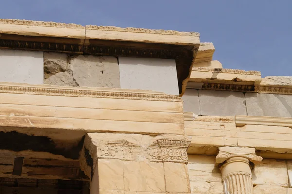 Detail aus dem erechteion, akropolis, athens, griechenland. eine Kolumne — Stockfoto